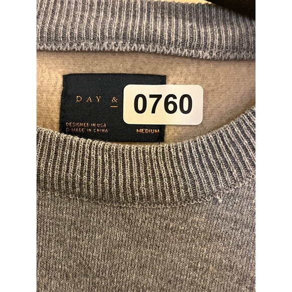 DAY & AGE Pullover Sweatshirt Men's Size L Gray Blue Long Sleeves Crew Neck - Picture 6 of 6